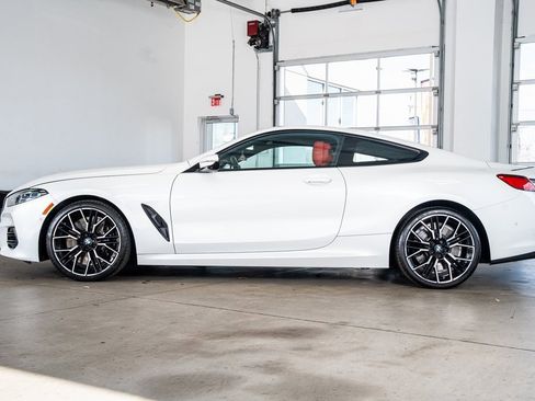 Used 2025 BMW 840i Coupe w/ M Sport Professional Package image 8