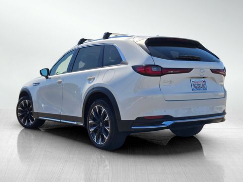 Certified 2024 MAZDA CX-90 Plug-In Hybrid w/ Premium Plus AWD/4WD image 9