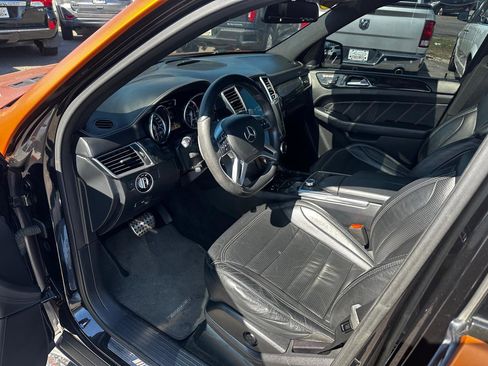 Used 2012 Mercedes-Benz ML 63 AMG ML 63 AMG image 9