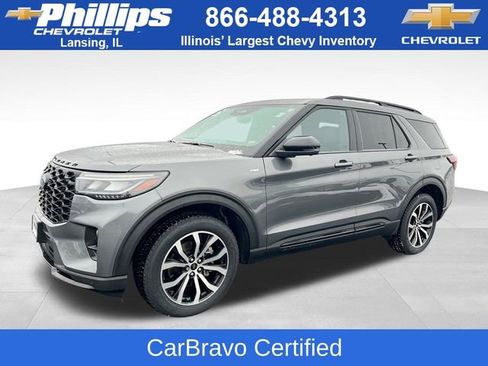 Used 2025 Ford Explorer ST-Line image 1