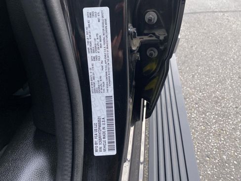 Used 2023 RAM 1500 Limited w/ Bed Utility Group image 27