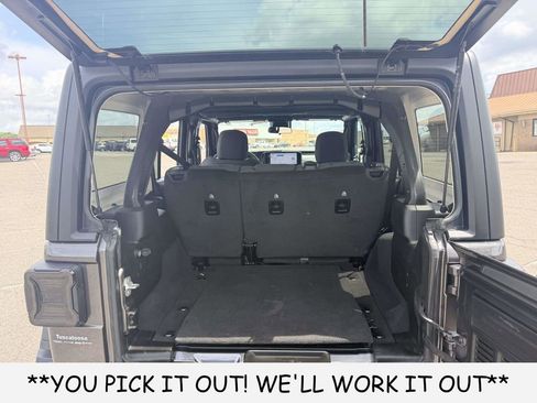 Used 2025 Jeep Wrangler Unlimited Sport AWD/4WD image 10