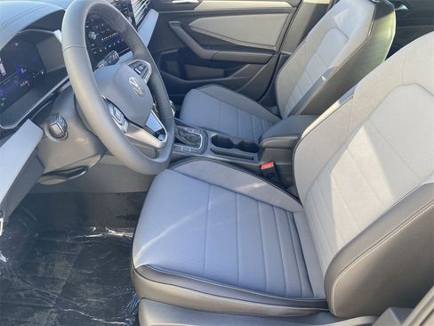 New 2026 Volkswagen Jetta SE image 15