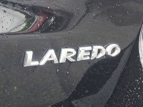 Used 2021 Jeep Grand Cherokee Laredo X AWD/4WD image 29