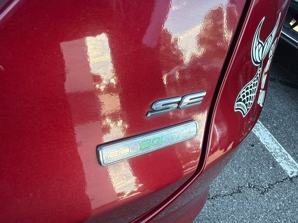 Used 2016 Ford Fusion SE FWD image 5