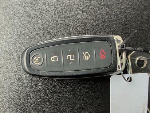 Used 2019 Ford Taurus SEL w/ Equipment Group 201A image 18