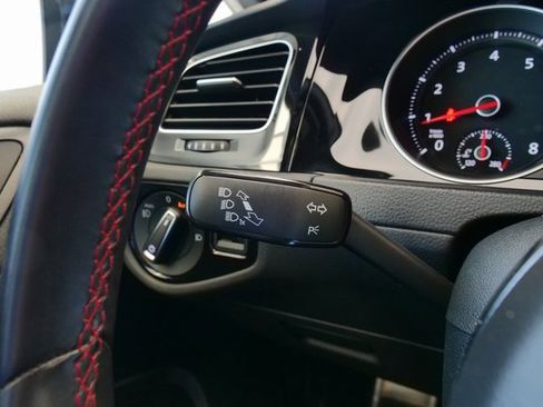 Used 2019 Volkswagen GTI Autobahn image 28