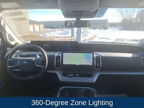 New 2025 Ford Expedition Active image 18