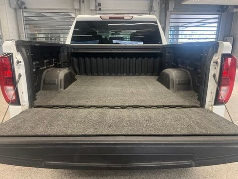 Used 2020 GMC Sierra 1500 SLE w/ SLE Value Package AWD/4WD image 8