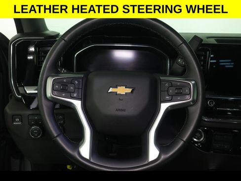 Used 2025 Chevrolet Silverado 2500 LT w/ Safety Package AWD/4WD image 8