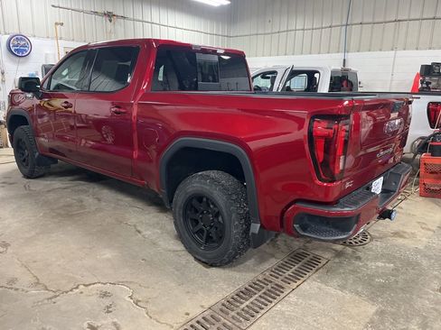 Used 2025 GMC Sierra 1500 AT4 w/ AT4 Premium Package image 7