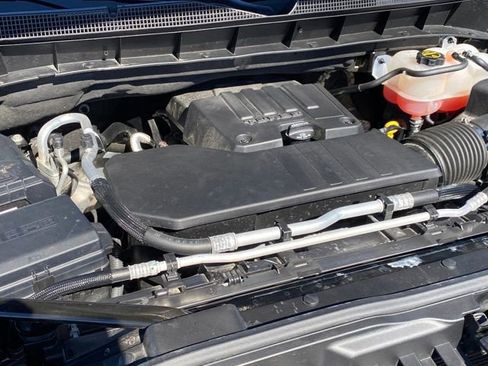 Certified 2024 Chevrolet Silverado 1500 LT image 20