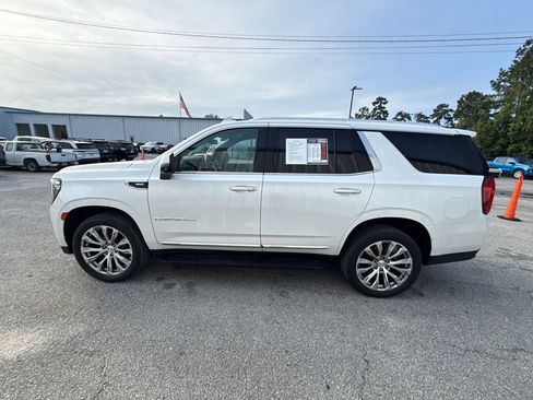 Used 2022 GMC Yukon Denali AWD/4WD image 5