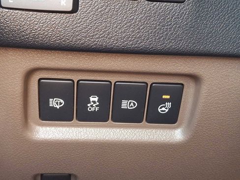 Used 2023 Lexus GX 460 Premium image 23