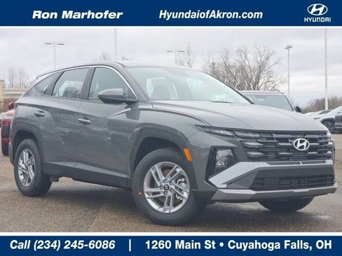 New 2026 Hyundai Tucson SE image 1