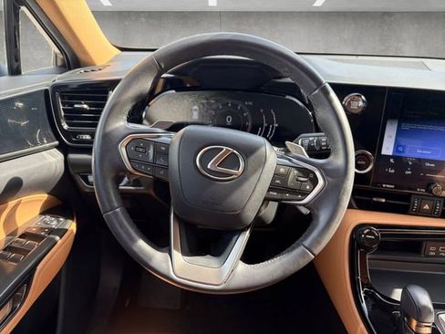 Used 2024 Lexus NX 250 FWD w/ Towing Package (2000 Lbs) image 21