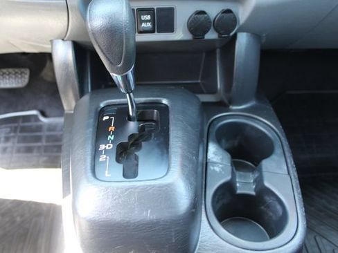 Used 2014 Toyota Tacoma 2WD Regular Cab image 28