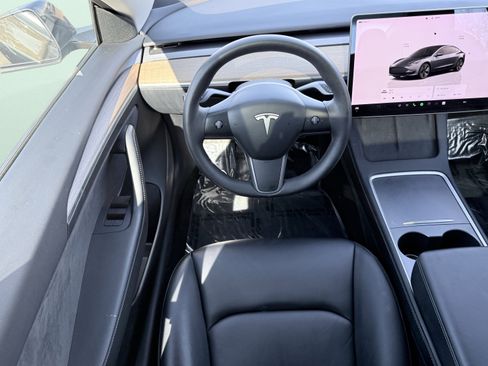 Used 2023 Tesla Model 3 Standard Range image 47