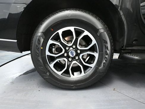 Used 2024 Ford Expedition Max XLT AWD/4WD image 16