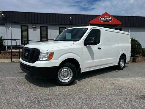 Used 2016 Nissan NV 2500 S w/ Power Package RWD image 3