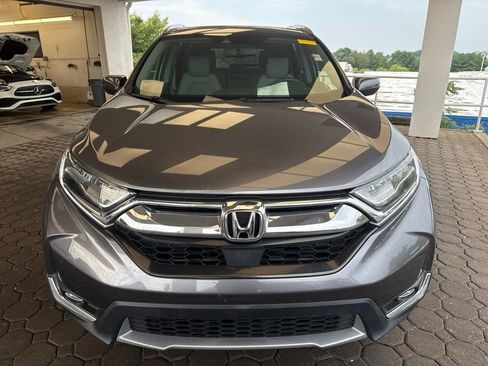 Used 2019 Honda CR-V Touring image 2