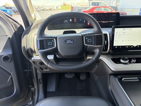 Certified 2025 Ford Expedition Max Active AWD/4WD image 30