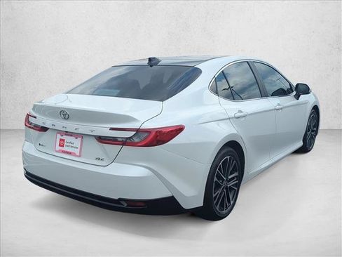 Certified 2025 Toyota Camry XLE FWD image 5
