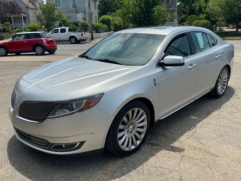 Used 2013 Lincoln MKS AWD image 7