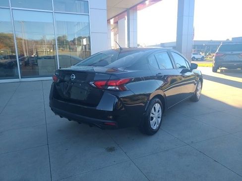 Used 2020 Nissan Versa S image 7