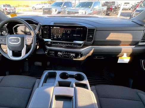 New 2026 GMC Sierra 3500 SLE image 5