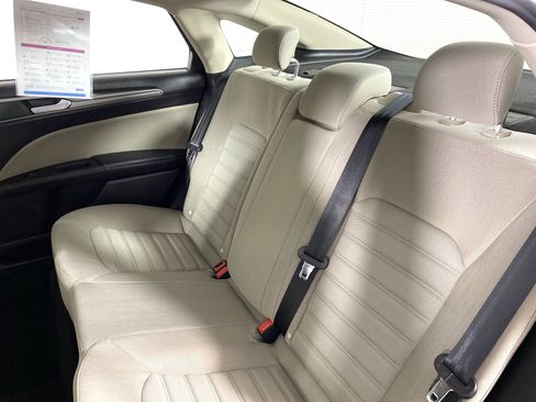 Used 2018 Ford Fusion S image 31