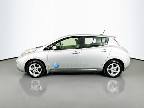 Used 2011 Nissan Leaf SL w/ Eco Design Pkg image 5