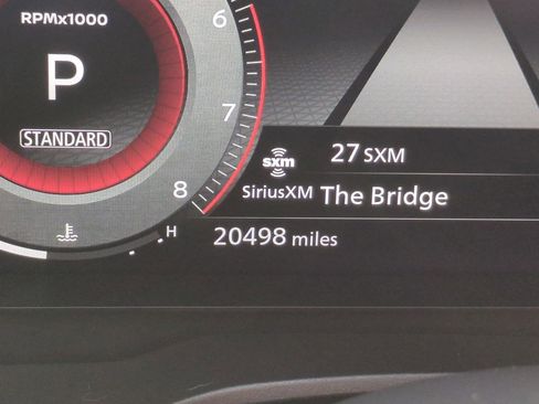 Used 2024 Nissan Rogue SL w/ SL Premium Package image 14