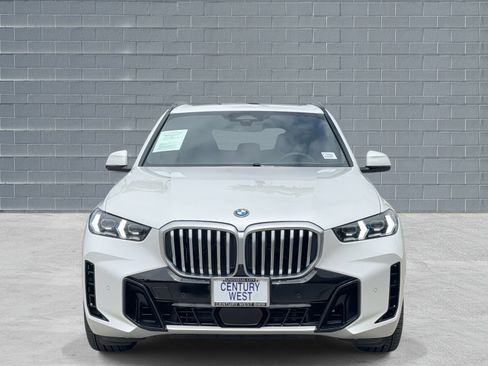 Used 2024 BMW X5 xDrive50e w/ M Sport Package image 3