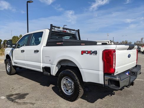 Used 2023 Ford F250 XL w/ FX4 Off-Road Package image 15