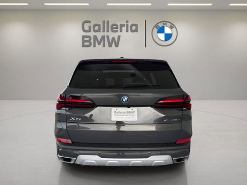Used 2024 BMW X5 xDrive50e w/ Premium Package image 9