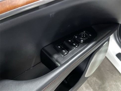 Used 2020 Lincoln Nautilus Black Label image 19