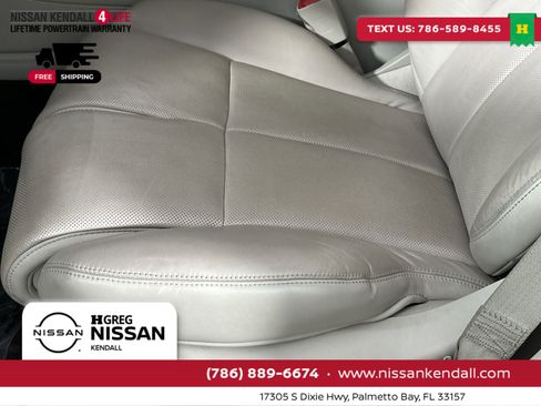 Used 2020 Lincoln Continental Reserve w/ Luxury Package image 16