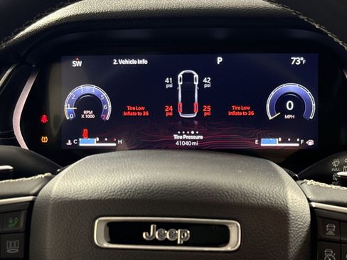 Used 2023 Jeep Grand Cherokee L Laredo AWD/4WD image 17