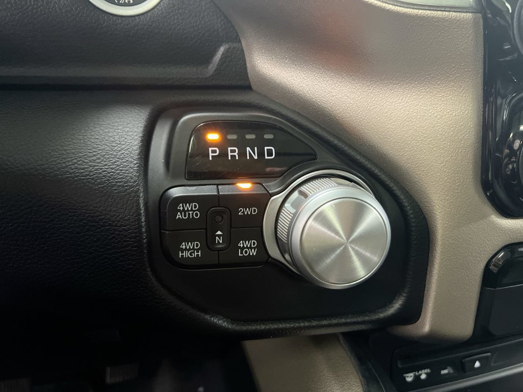 Used 2019 RAM 1500 Laramie w/ Sport Appearance Package AWD/4WD image 18