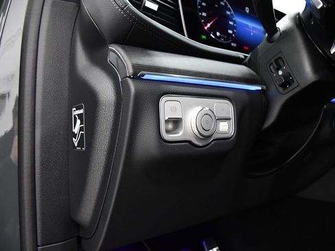 New 2026 Mercedes-Benz GLS 450 4MATIC image 9