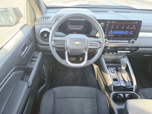 Used 2023 Chevrolet Colorado LT w/ LT Convenience Package II image 11