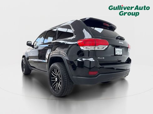 Used 2018 Jeep Grand Cherokee Laredo AWD/4WD image 5