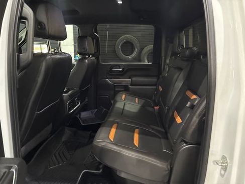 Certified 2020 GMC Sierra 2500 AT4 w/ AT4 Premium Package AWD/4WD image 19