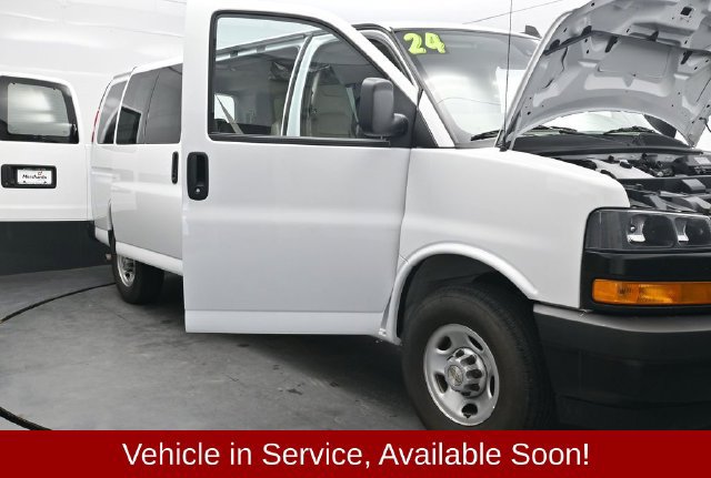 Used 2024 Chevrolet Express 3500 LS RWD image 42