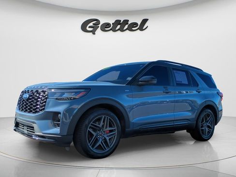Used 2025 Ford Explorer ST-Line w/ Premium Package image 1