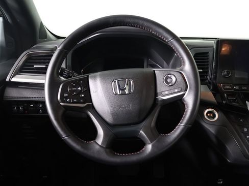 Used 2024 Honda Odyssey Sport image 44