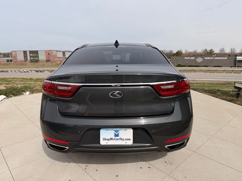 Used 2018 Kia Cadenza Technology image 7