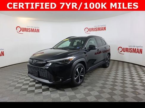 Used 2023 Toyota Corolla Cross XSE image 3