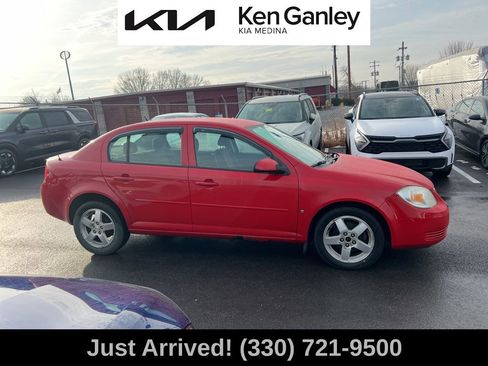Used 2009 Chevrolet Cobalt LT w/ My Link Package image 4